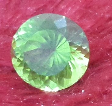 Peridot Very Stylish Cutting Like Diamond